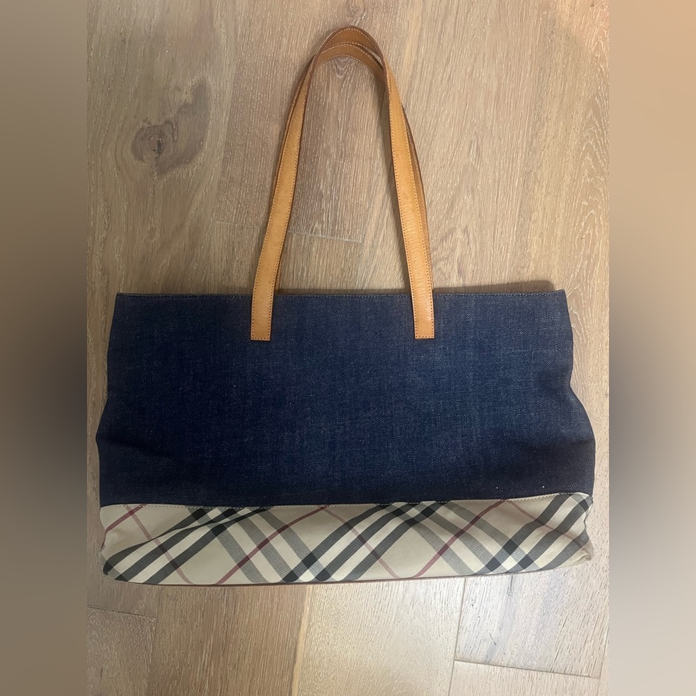 👜Luxury Giveaway 👜 - Picture 6 of 16